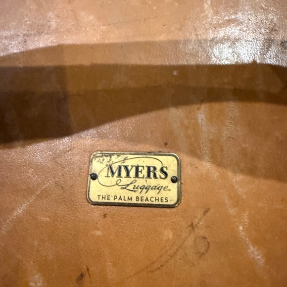 Louis Vuitton 2  Piece set of Luggage - Picture 7 of 16